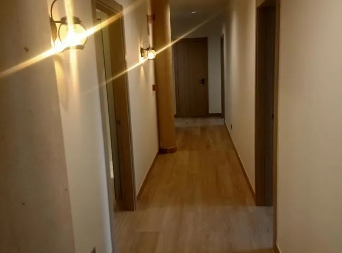 호스텔 La Huella 산 마르틴 델 카미노